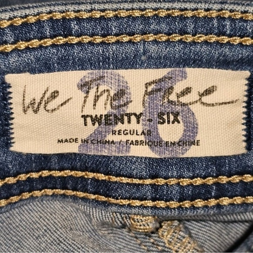 We The Free Women's Pencil Denim Jean Slit Midi Skirt Medium Wash Size 26 EUC - Picture 8 of 10